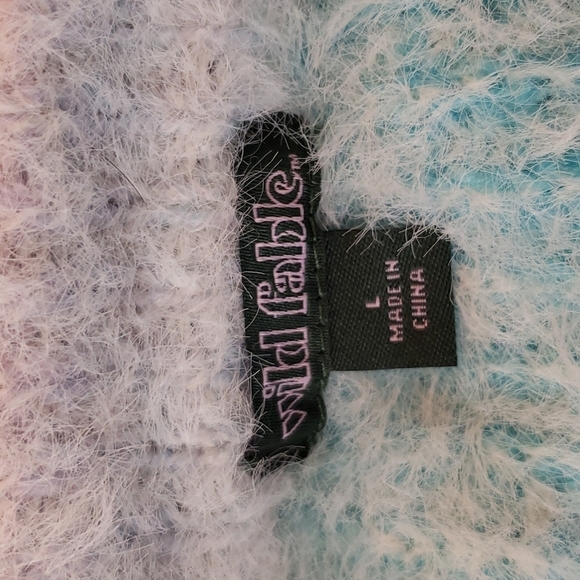 Wild Fable Ombre Blue/Gray Boxy Crop Fuzzy Sweater Size L - Picture 7 of 9